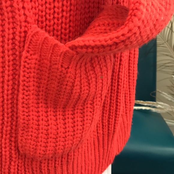 LONG SWEATER large w pockets in CABLE KNIT. ORANGE LONG SLEEVES NO BUTTONS/no zp - Picture 3 of 7